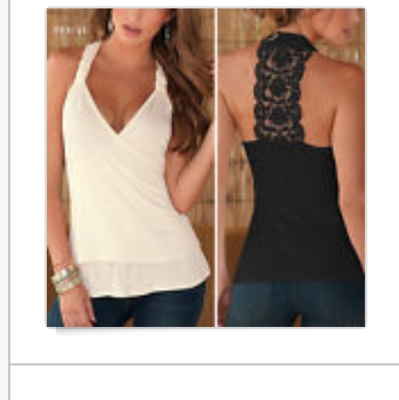 isassy Tops - Black low cut top